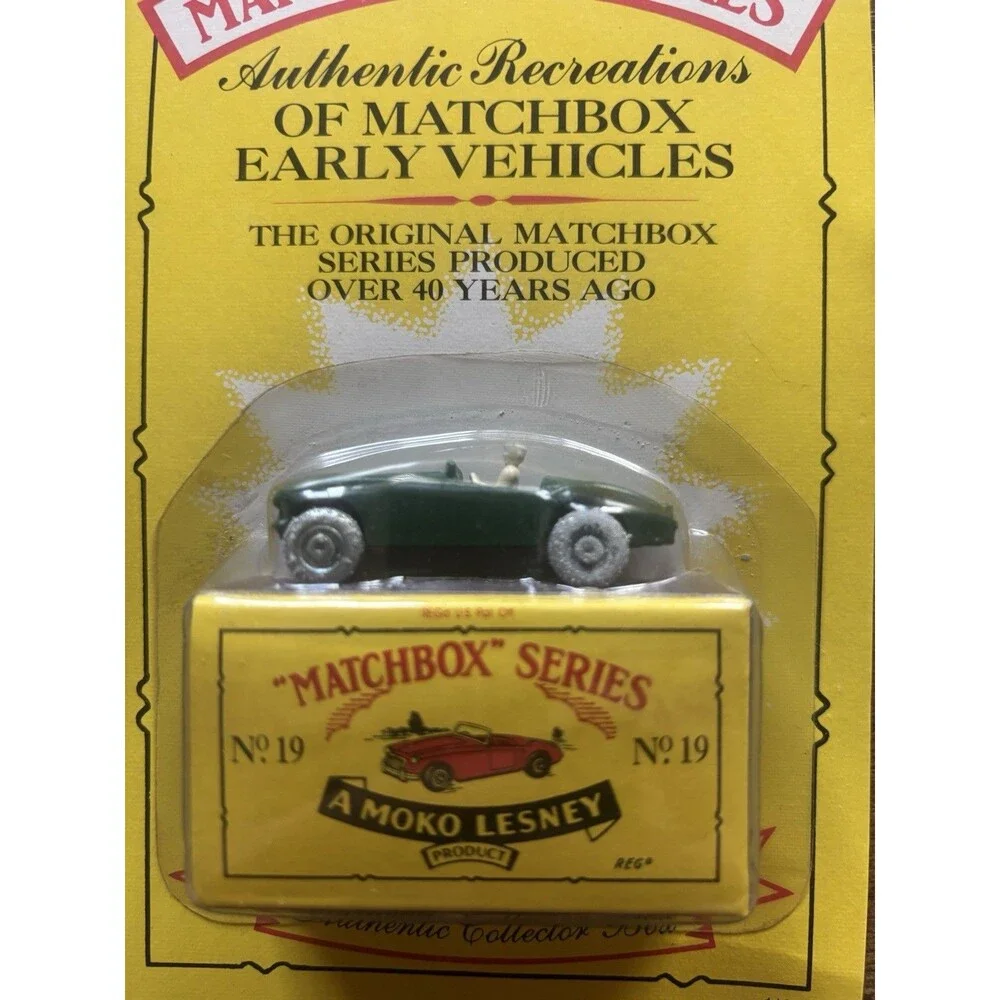 Matchbox Originals No. 19 MG Midget TD Collector Series II MOC Lesney